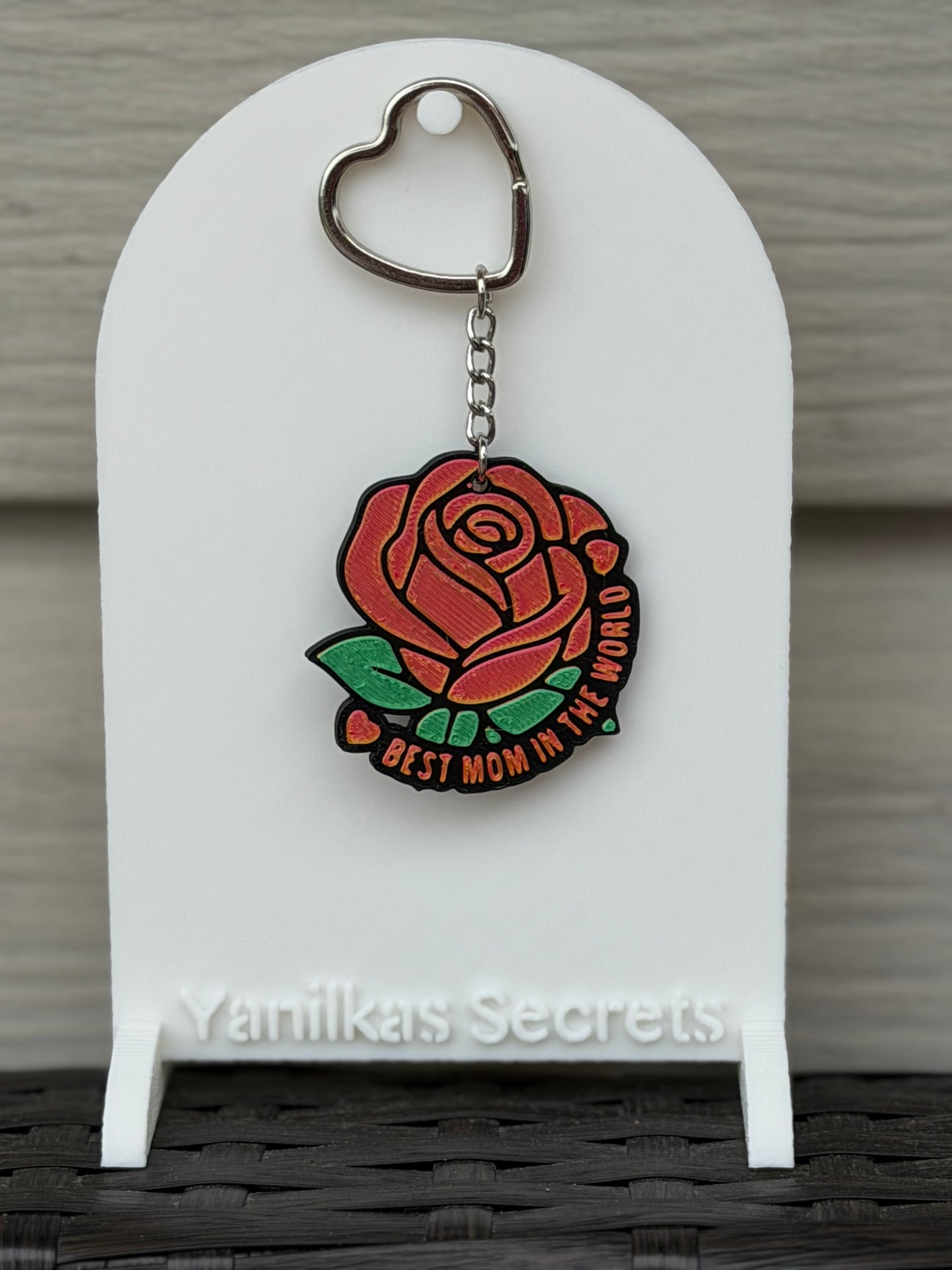 Best Mom in the World keychain